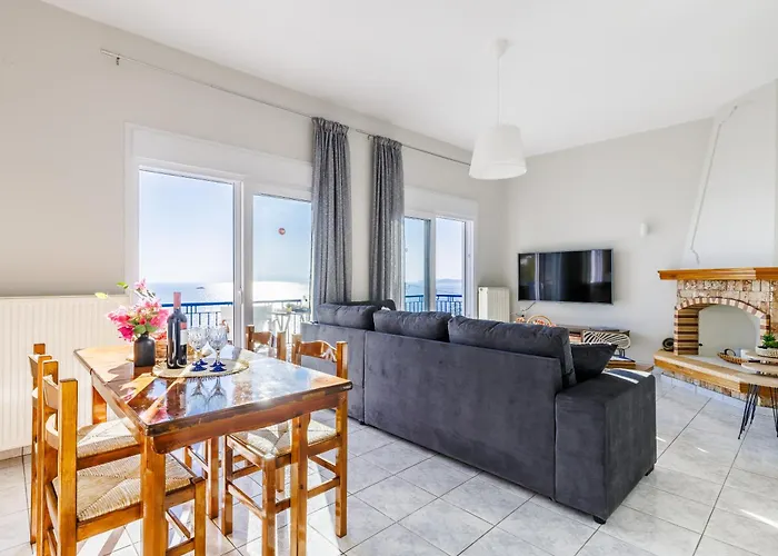 Andromachi's House בית נופש *